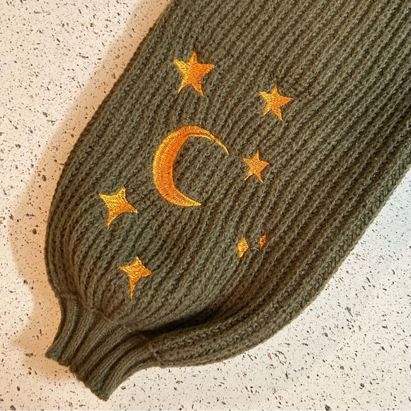 Green Witch Wizard Cats Moon and Stars Crop Turtleneck Sweater - Picture 6 of 8